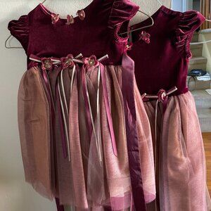 Girls Twinning holiday dresses!!